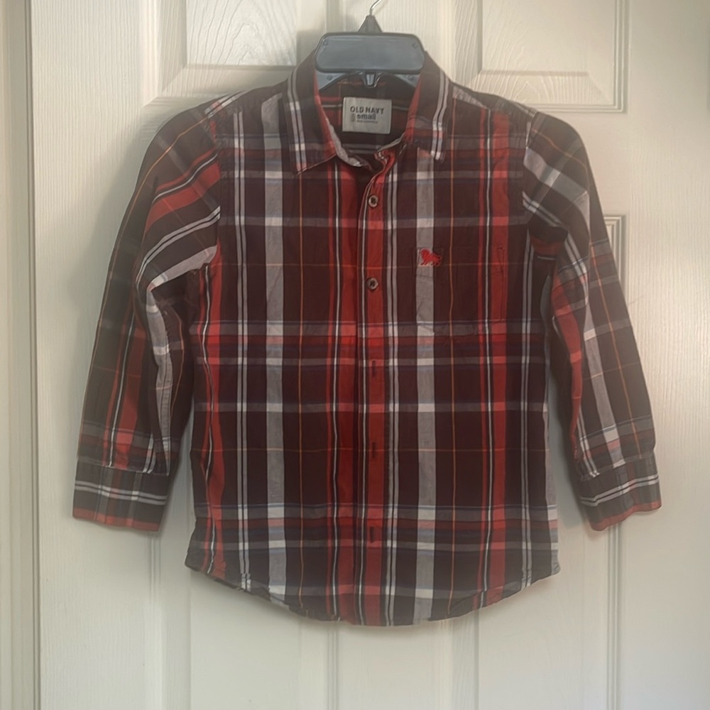 Old Navy boys size small medium. Used but good condition